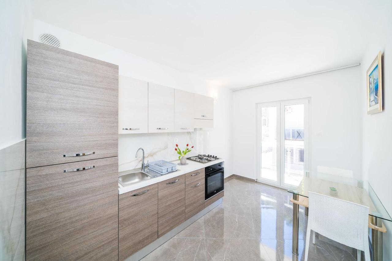 מליני Rooms & Apartments Barisic חדר תמונה