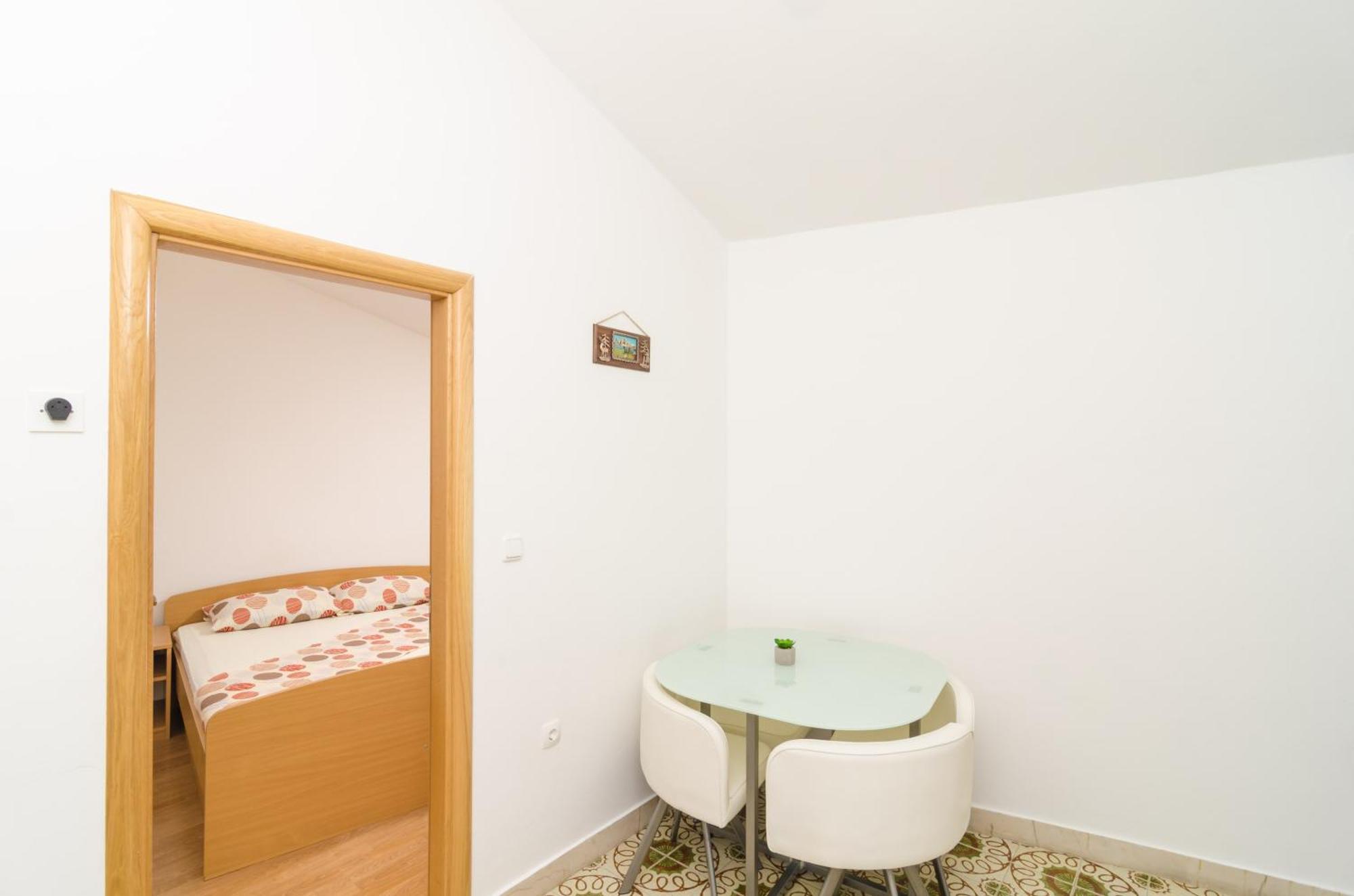 מליני Rooms & Apartments Barisic חדר תמונה