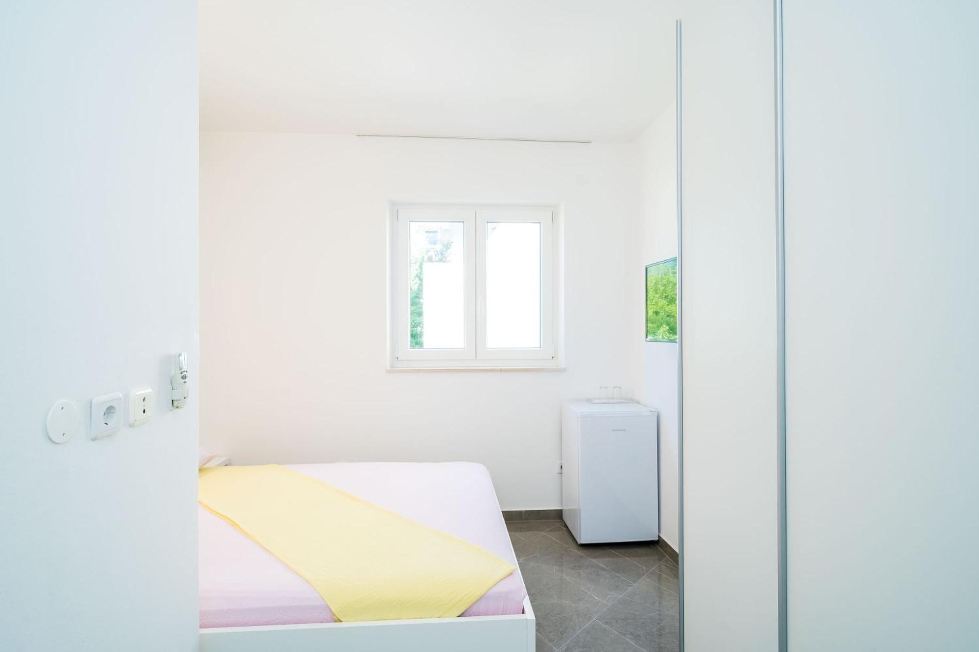 מליני Rooms & Apartments Barisic חדר תמונה