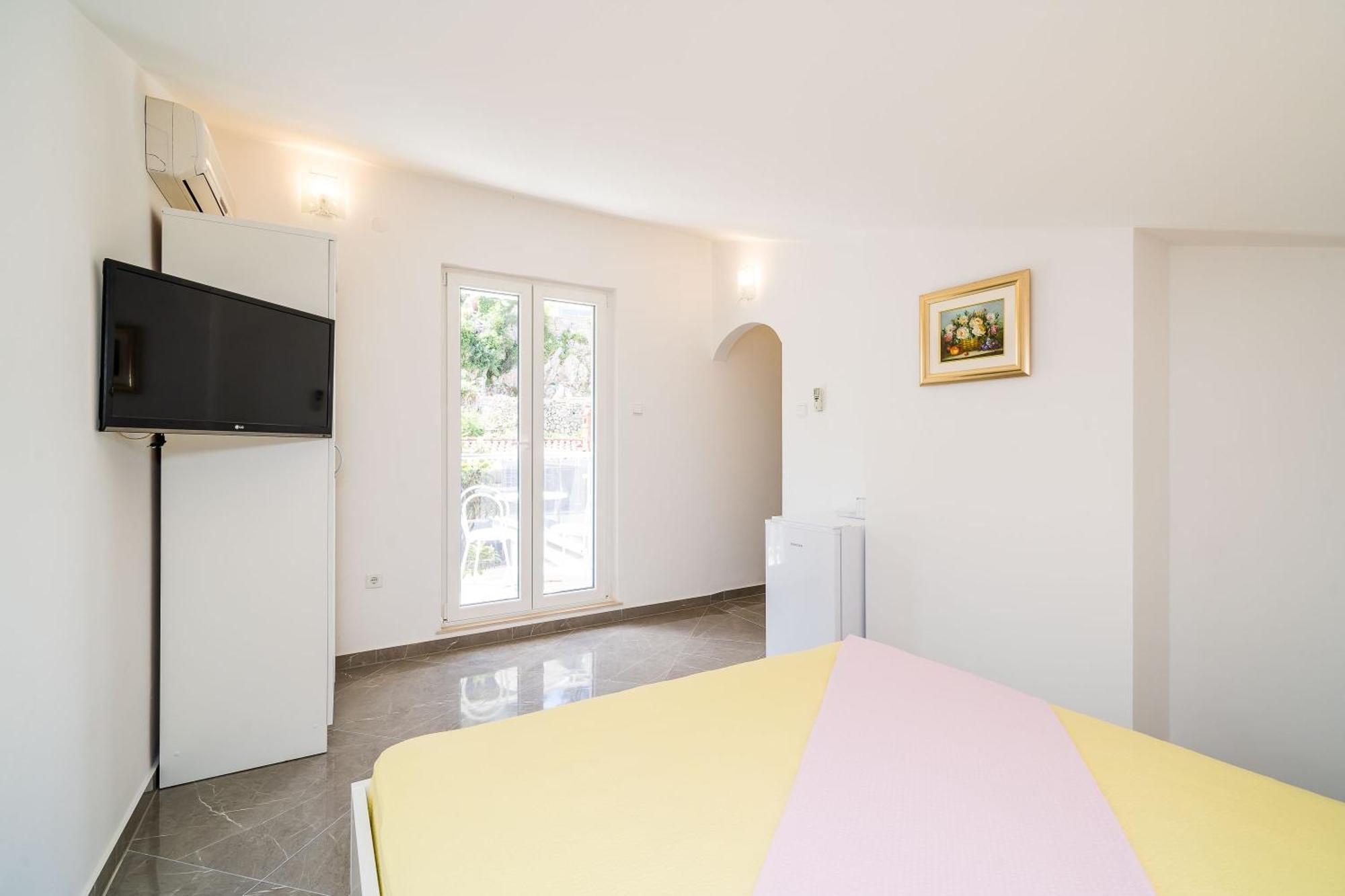 מליני Rooms & Apartments Barisic חדר תמונה