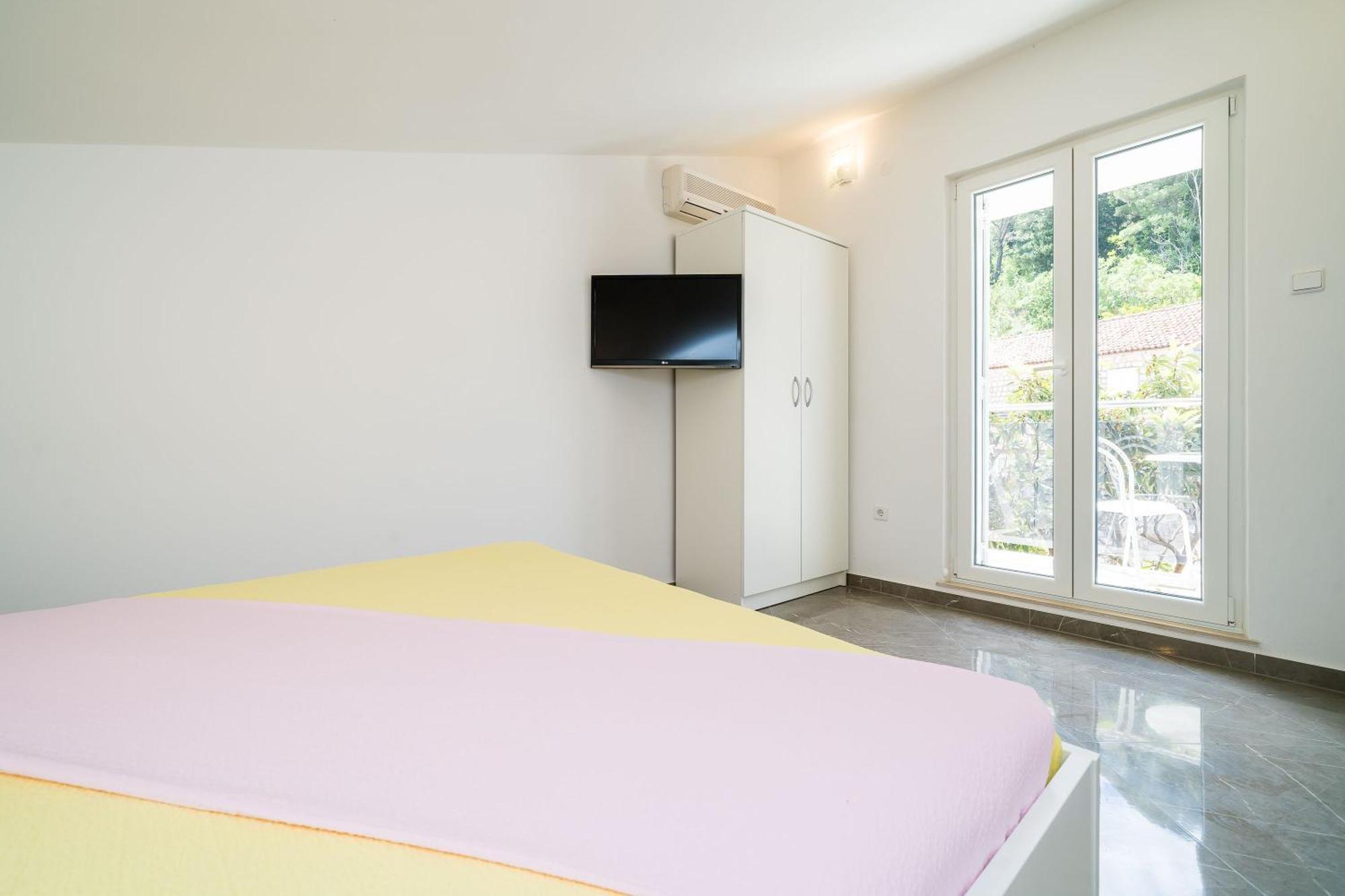 מליני Rooms & Apartments Barisic חדר תמונה